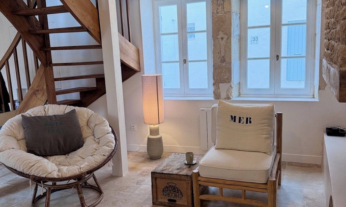 Les Portes-en-Re House | Renovated house sleeps 6 in the heart of the village of Portes-en-ré!