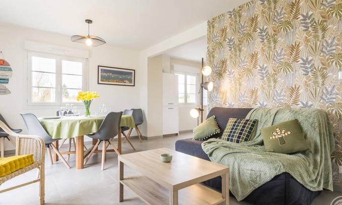 Bourgvallees Cottage | Renovated house in peaceful setting with WiFi and private parking