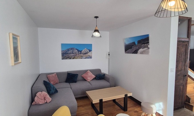 Esquieze-Sere House | Renovated village house close to major sites and 3 ski resorts.