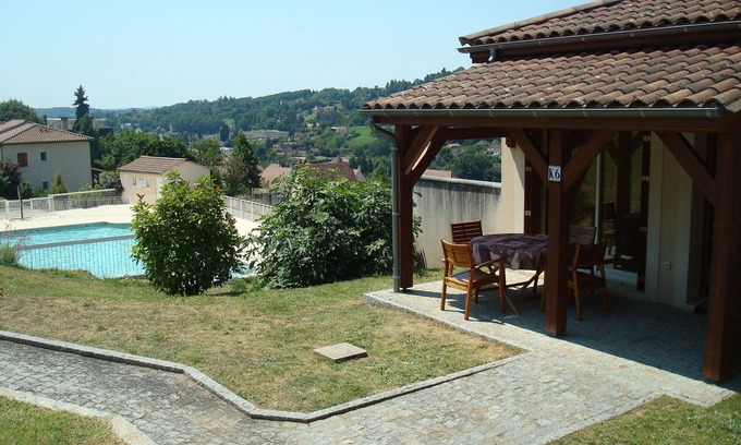 Sarlat-la-Caneda Cottage | Rent 2 rooms with swimming pool in Sarlat la Caneda