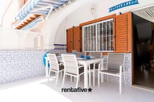 Santa Pola Ski Chalet | rentafive - Bungaló - Terraza - Parking