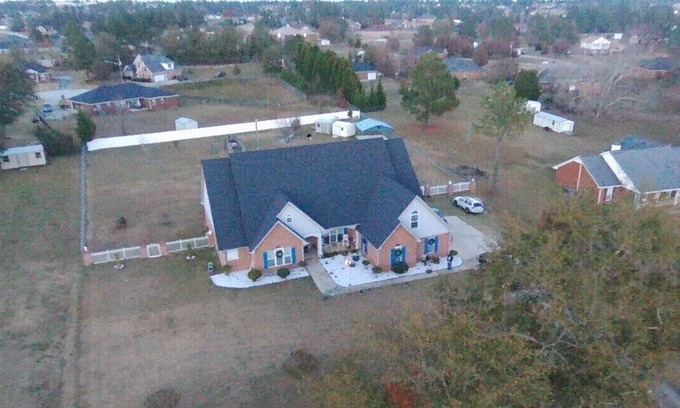 Peach Orchard House | Rental Master Week 2020 Only -Close to Diamond Lake -plenty sleeping space