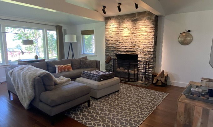 Stone Ridge House | Renting full month of August -quiet, private fenced house w/pool near NYC