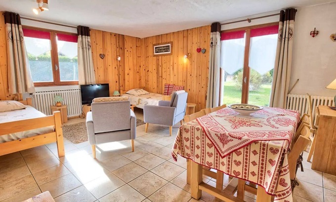 Notre-Dame-de-Bellecombe Apartment | Residence Beau Virage - 3 Rooms for 4 People