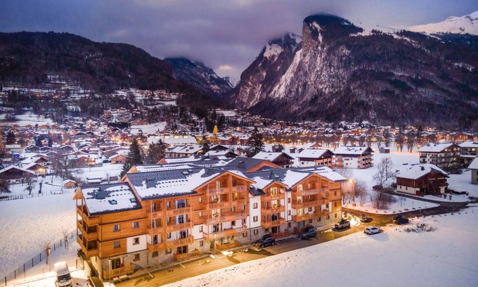 Samoens Hotel | Residence Club MMV SAMOENS Samoens Village
