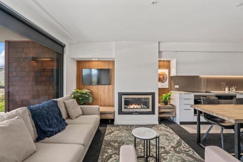 Arthur's Point Apartment | Residence du Parc by Staysouth