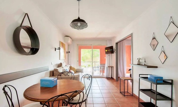 Pont Royal Apartment | Residence Hotel du Golf de Pont Royal - maeva Home - Lovely 2 room apartment for 4 people - Prestige - super Home