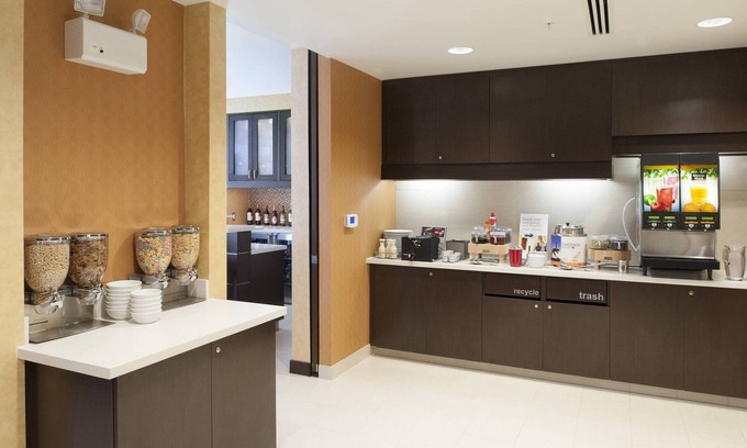 East Paris Hotel | Residence Inn by Marriott Grand Rapids Airport