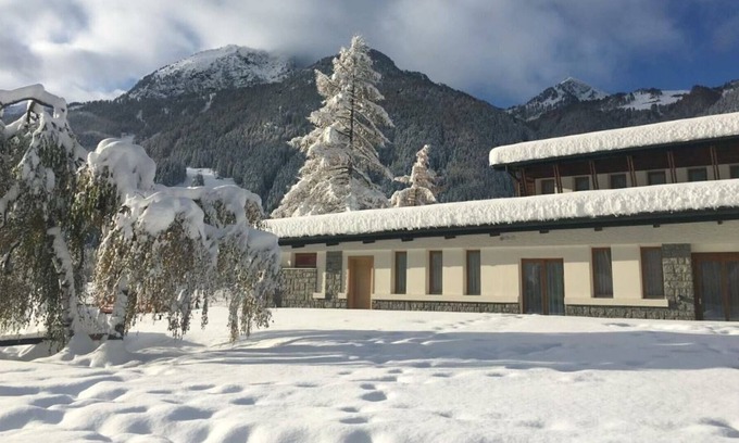 Gressoney-Saint-Jean Apartment | Residence in Gressoney-saint-jean with 1 bedrooms sleeps 2