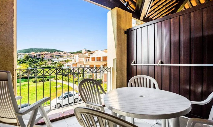 Agay Apartment | Residence le Village de Cap Esterel - maeva Home - 2 Room Apartment 5 People - Comfort