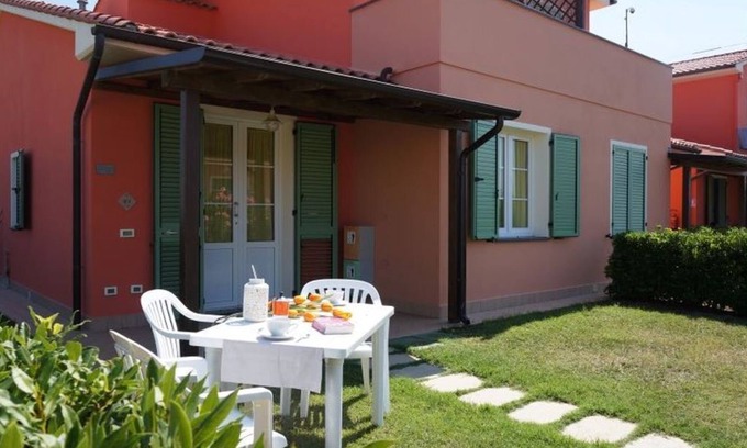 Vada House | Residence Rosa dei Venti Bungalow Ponente for 6 persons
