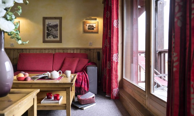 Les Almes Apartment | Residence Village Montana Tignes * - 3 Room Apartment 4 People