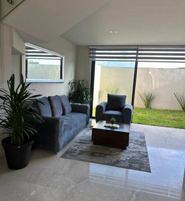 San Agustin House | Residencial Santa Anita