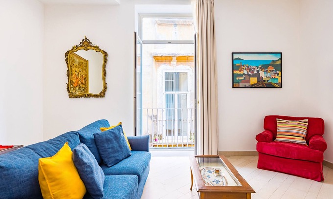 Montecalvario Apartment | Residenza Storica Dante by Wonderful Italy