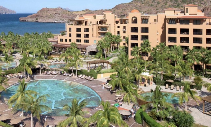 Loreto Resort | Resort - Loreto - 2 BR 3 bath oceanfront penthouse 18 hole par 72 golf course