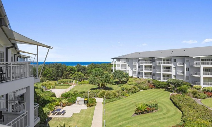 Kingscliff Apartment | Resort on the Beach 4302 with resort Pool