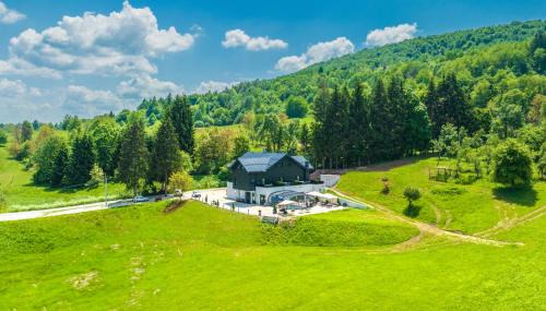 Presika Bed & Breakfast | Resort Stribor, Gorski kotar
