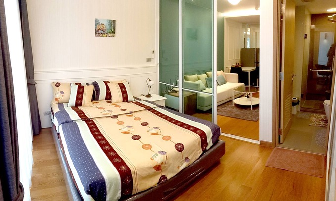 Khlong Toei Nuea Apartment | Resort Style Condo @Heart of Bangkok- Quiet location- Fast Wifi -24 Hour Checkin