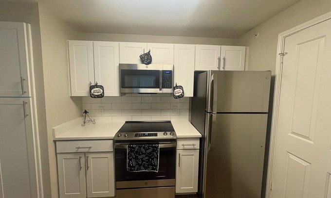 Arrowwood Apartment | “Resort style living minutes from Downtown Austin.”