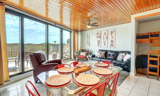 Port Aransas Condo | Resort Style Pools | Private Beach Access | MP102