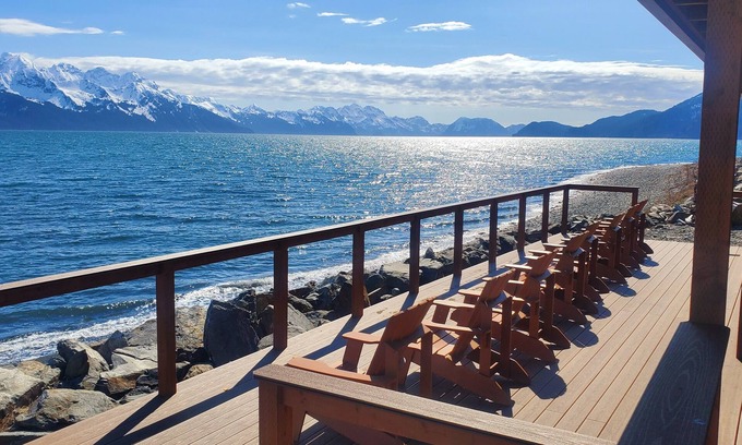 Lowell Point Cabin | Resurrection Lodge on the Bay