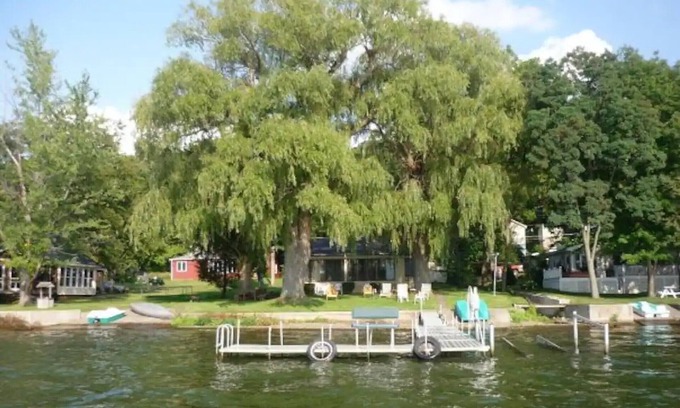 Honeoye House | Retro Waterfront Honeoye Lake Cottage
