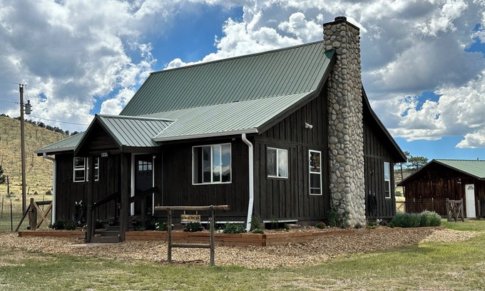 Cotopaxi House | Revival Ranch