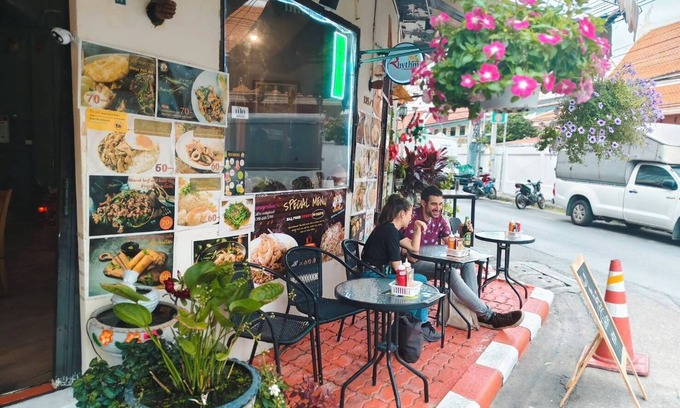 Ban Phan Thom House | Rhythm of life guesthouse 56