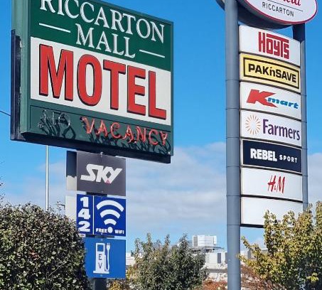 Riccarton Hotel | Riccarton Mall Motel