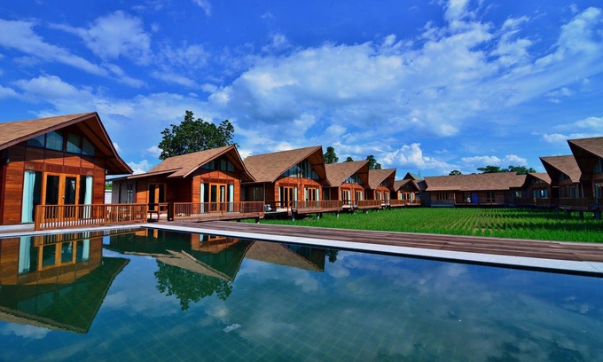 Makham Tia Hotel | Rice Farm Villa Suratthani