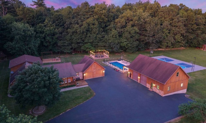 Elliottsburg Cabin | Ridgetop Cabin