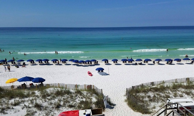 Crystal Beach Condo | Right on Crystal Beach! Complimentary Beach Service with Chairs & Umbrella!