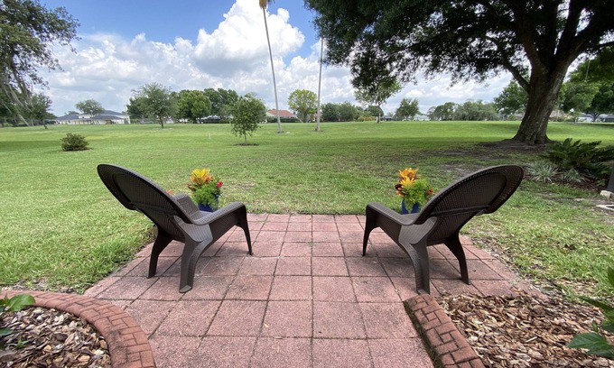 Sun 'N Lake House | Right on the award winning golf course and includes free sunshine!