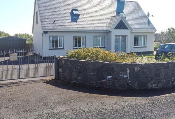 Carrigaholt House | Rinemackaderrig