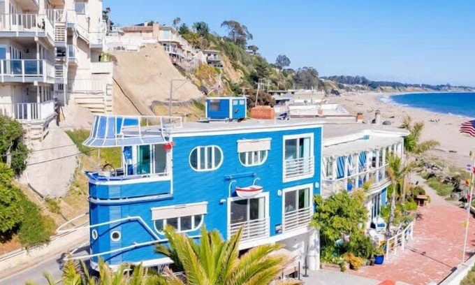 Rio del Mar House | Rio Del Mar Boathouse - steps from the beach