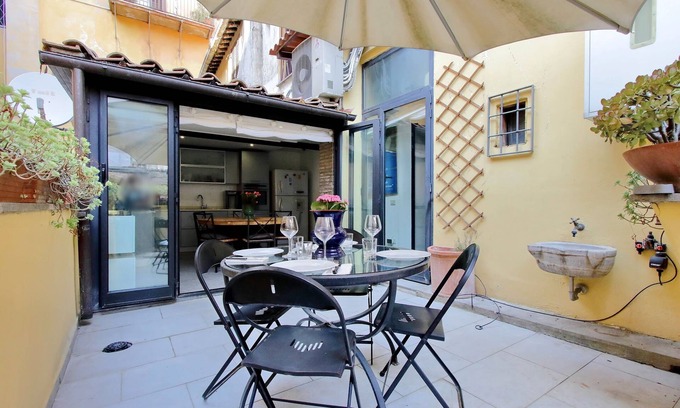Trastevere Apartment | Ripa Terrace apartemnt in Trastevere district