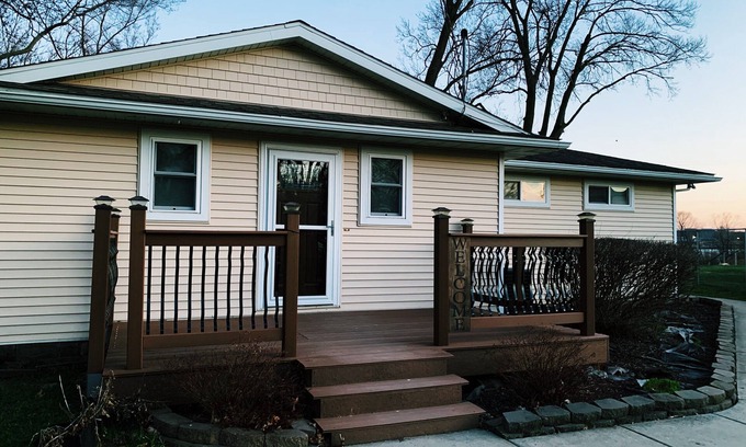 East Moline House | River Front House