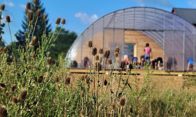 Clearville Resort | River Mountain Modern Lodge – Hot Springs Tubs