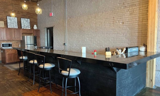 Elco Apartment | River view apartment in historic downtown Cape Girardeau