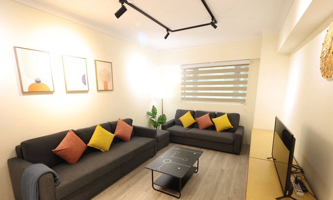 Datong Apartment | River Walk 3B2B Spacious apartment minutes to Taipei main station