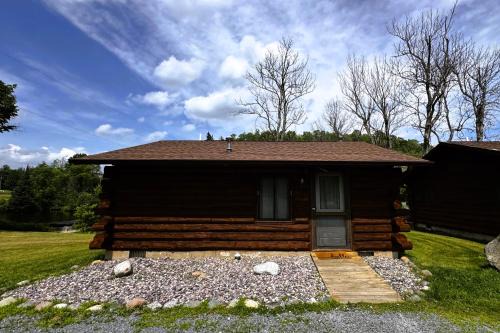 Crystal Falls House | Riverfront Cabin #1