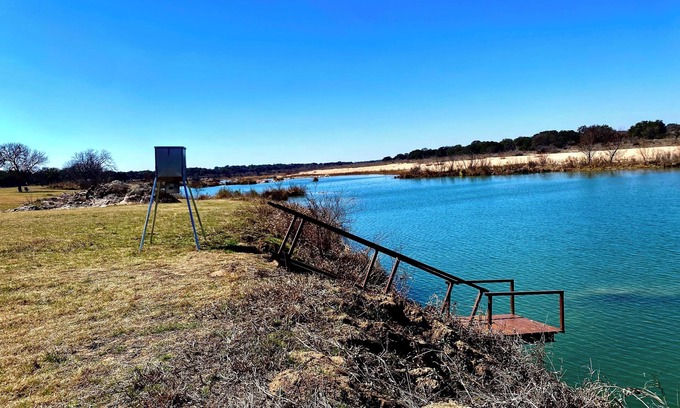 Llano House | Riverfront Home w/kayaks, firepit, grill, fish 8mi Coopers 8mi Castell Gen Store