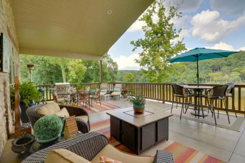 Mountain Home House | Riverfront Mountain Home quarter Mi to Boat Launch