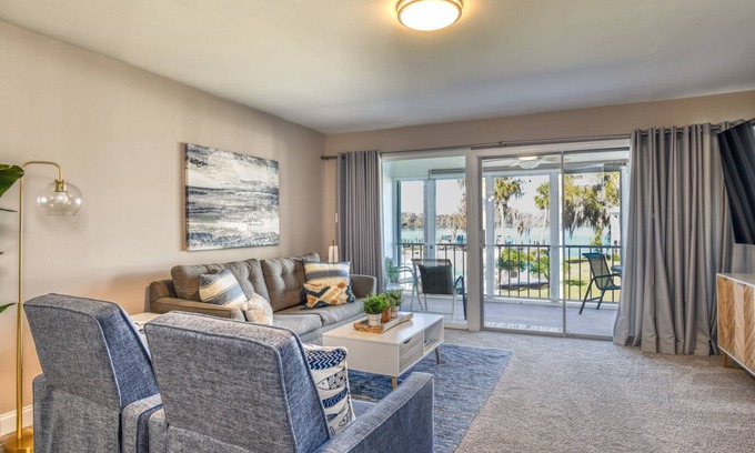 Welaka Condo | Riverfront Views! Fishing and Boating on the St. John's River, Pool, Boat Slip, All New Furnishings!