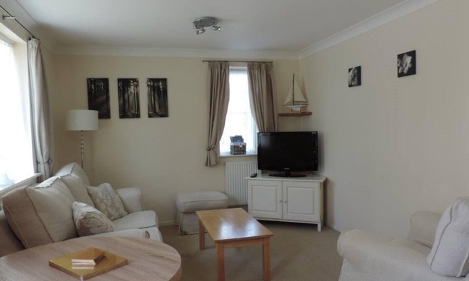 Launceston Apartment | Riverside Apartment Street View