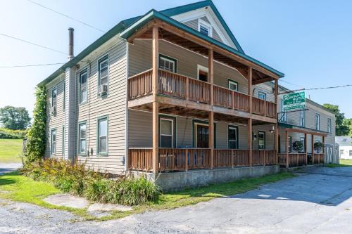 Oxbow Hotel | Riverside Hotel