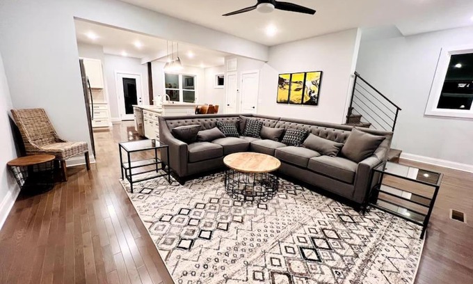 Woodfin House | Riverside House