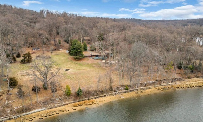 Rumson House | ⭐️⭐️ Riverview Hartshorne Park Nature Retreat ⭐️⭐️