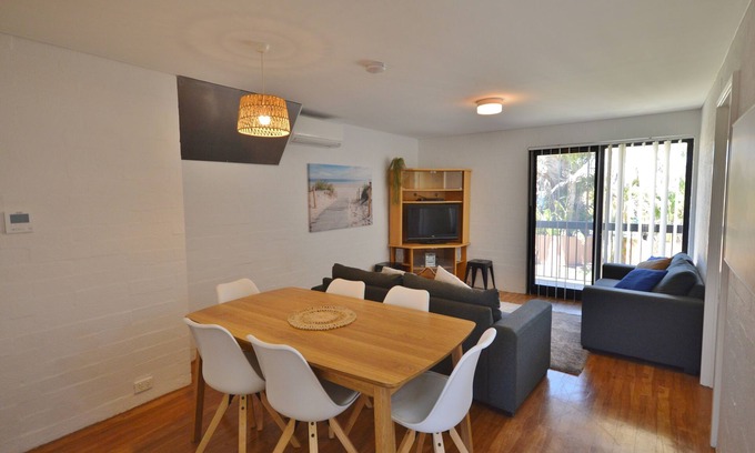 Kalbarri Apartment | Riverview Holiday Apartment 102 - Kalbarri, WA