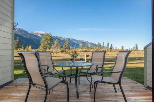 Moose Wilson Road Villa | RMR: Greyling 4513 Condo in The AspensWilsonWY
